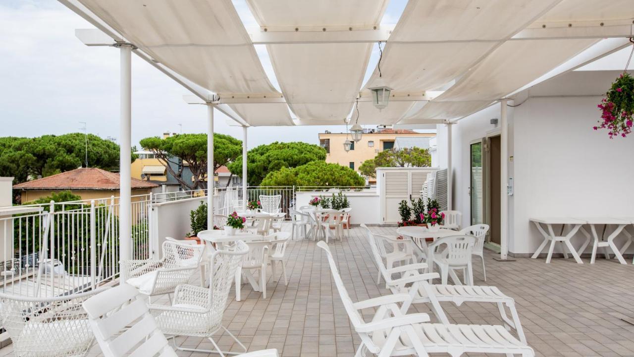 Beyou Hotel Villa Rosa Riccione Extérieur photo
